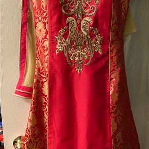 2 Pce. Indian/Pakistani Suit.